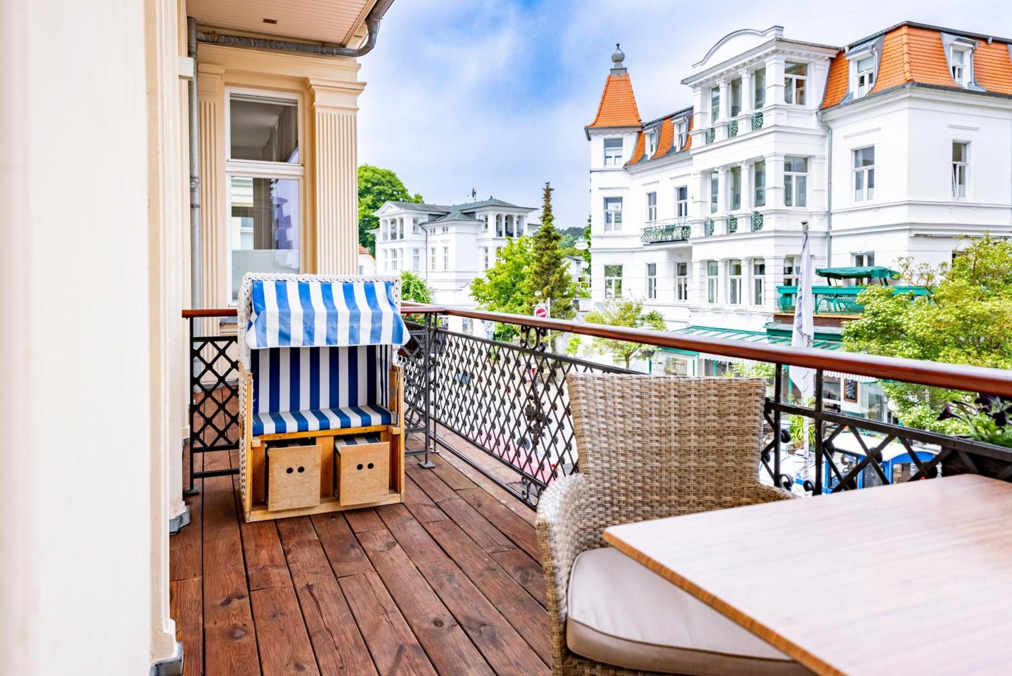 Glaeser Apartment