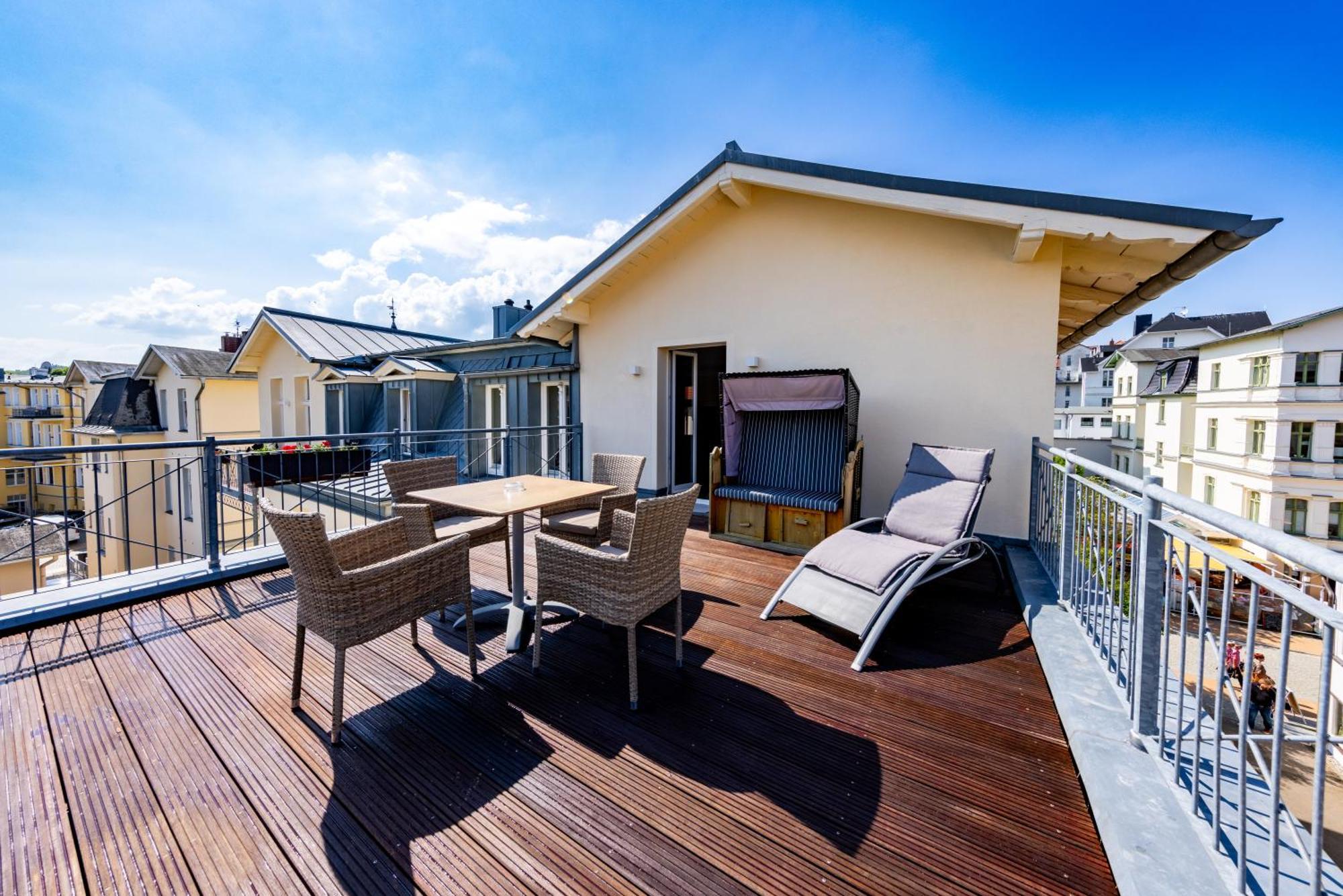Glaeser Apartment